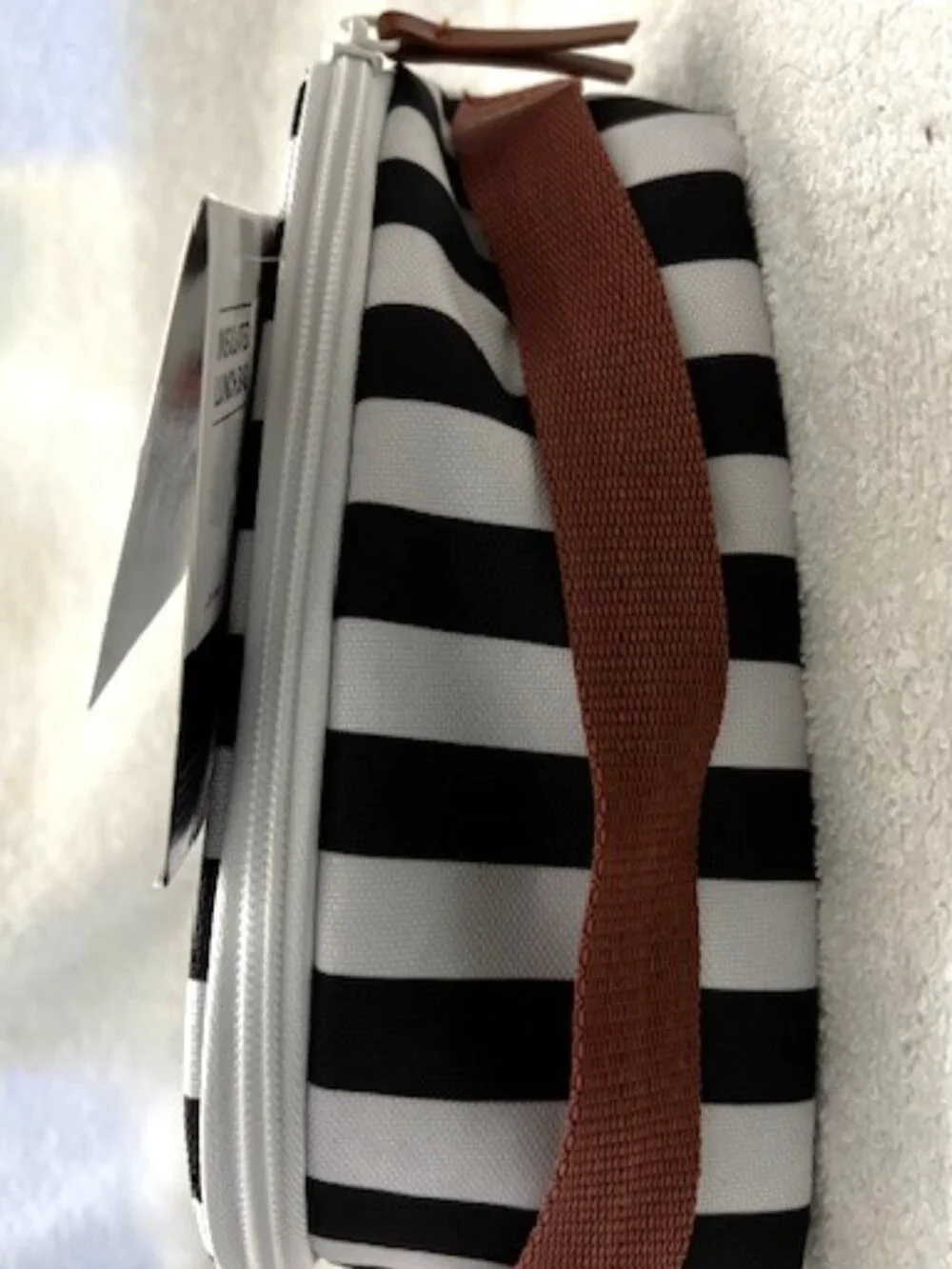 Frog & Toad by Fit & Fresh insulated black and white striped lunch bag NWT